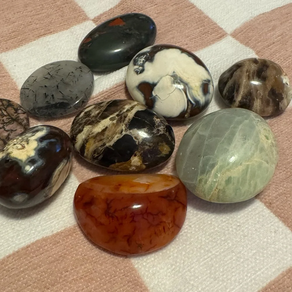 Assorted Polished Stones Collection - Picture 2 of 4